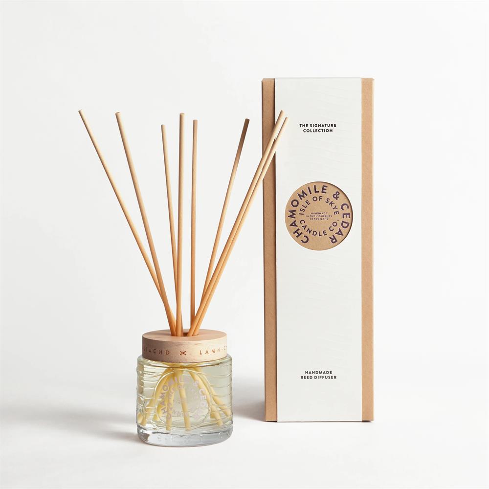 Chamomile & Cedar Reed diffuser 27cm x 8.5cm x 8.5cm