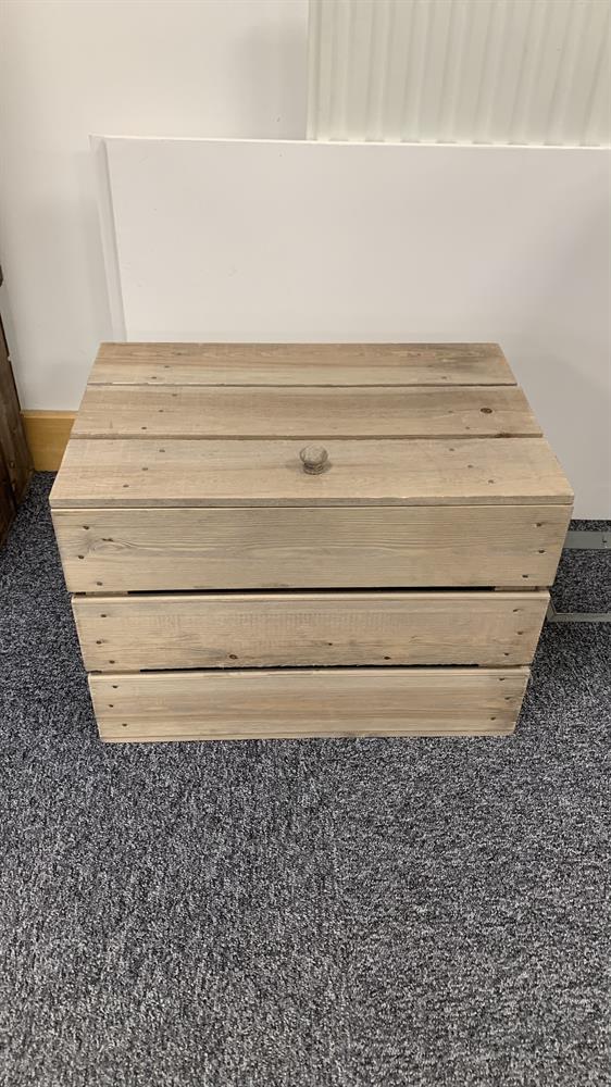 Vintage Style Apple Crate